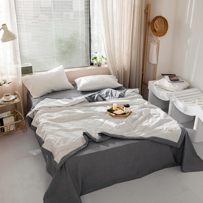 91家纺网 家纺一手货源 找家纺 久典 新款全棉色织水洗棉大豆被夏被四件套 小白格