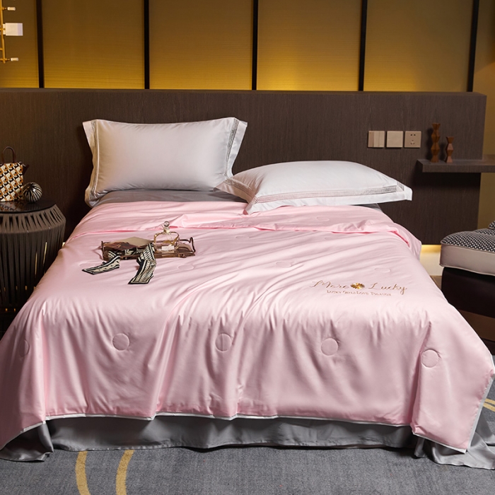 91家纺网 家纺一手货源 找家纺 凡客 2021春夏新款水洗真丝夏被 浅黛粉