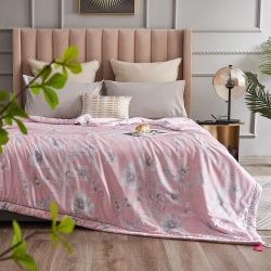 91家纺网 家纺一手货源 找家纺 2021新款珍珠牛奶丝美颜定型枕头枕芯
