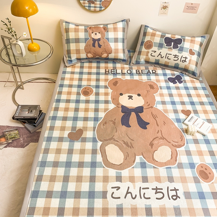 91家纺网 家纺一手货源 找家纺 慕尚家纺2022新款全面升级宽边大版数码冰丝席凉席 格子小熊