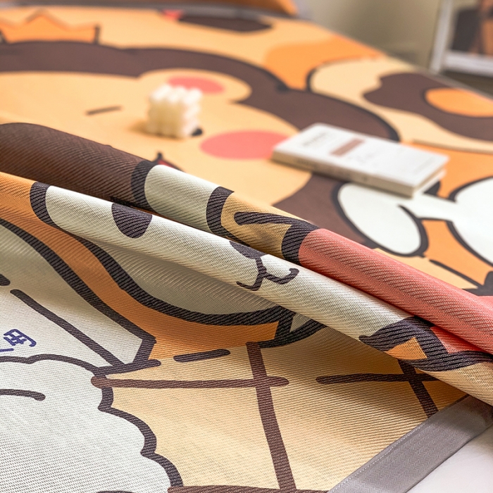 91家纺网 家纺一手货源 找家纺 慕尚家纺2022新款全面升级宽边大版数码冰丝席凉席 快乐狮兔