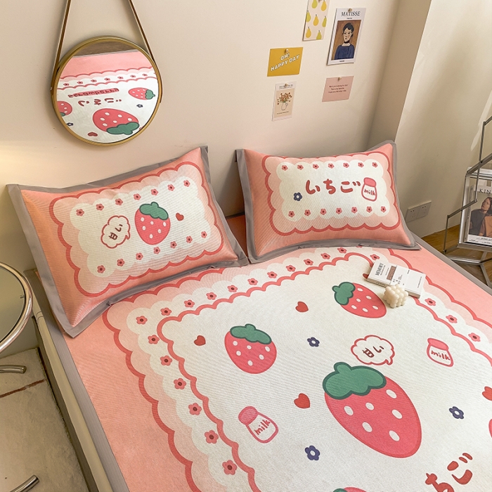 91家纺网 家纺一手货源 找家纺 慕尚家纺2022新款全面升级宽边大版数码冰丝席凉席 甜甜草莓