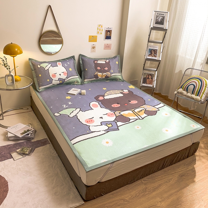 91家纺网 家纺一手货源 找家纺 慕尚家纺2022新款全面升级宽边大版数码冰丝席凉席 晚安熊兔