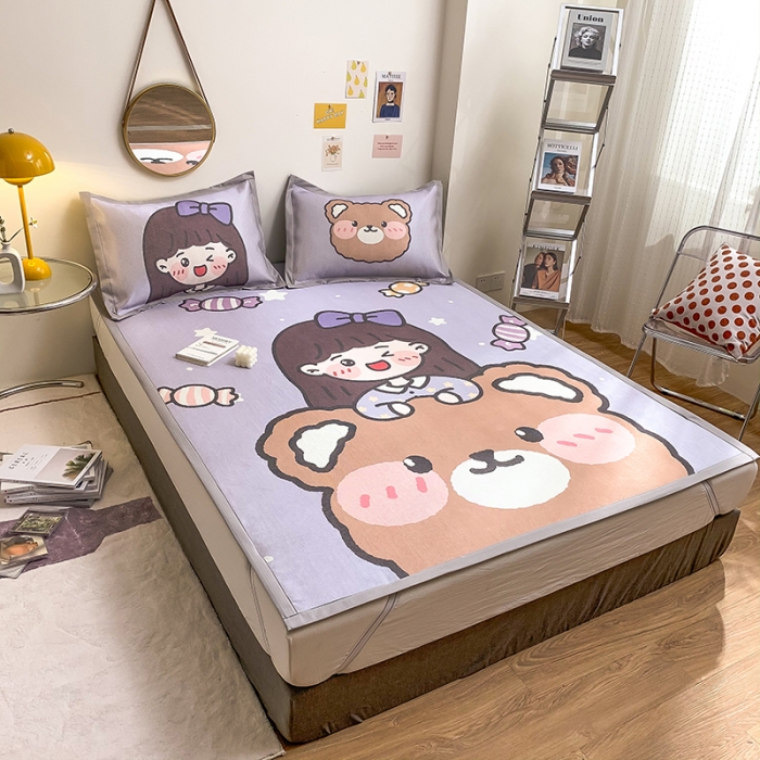 91家纺网 家纺一手货源 找家纺 慕尚家纺2022新款全面升级宽边大版数码冰丝席凉席 小熊少女