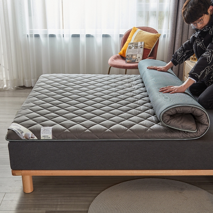 91家纺网 家纺一手货源 找家纺 亿丁点 2021新款全棉大豆纤维大床垫 全棉大豆纤维灰色