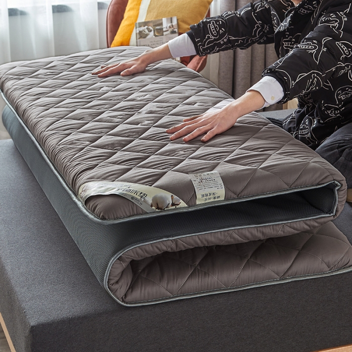 91家纺网 家纺一手货源 找家纺 亿丁点 2021新款全棉大豆纤维大床垫 全棉大豆纤维灰色