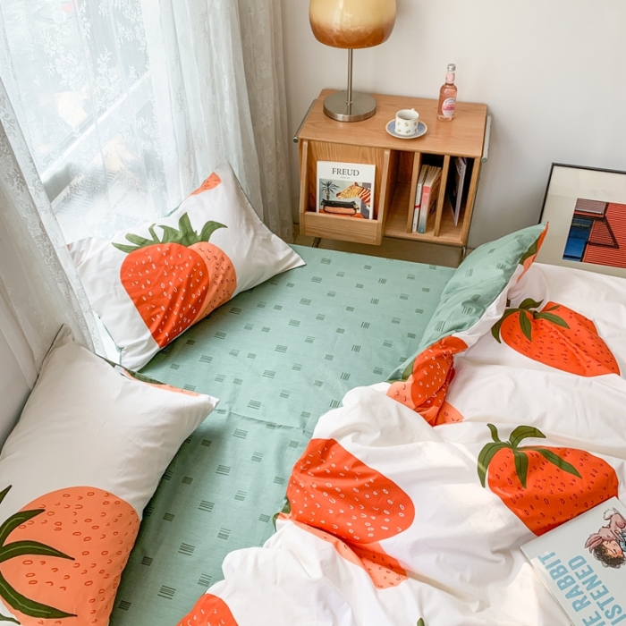 91家纺网 家纺一手货源 找家纺 时年家纺 2021新款13372全棉小可爱四件套 草莓仙子