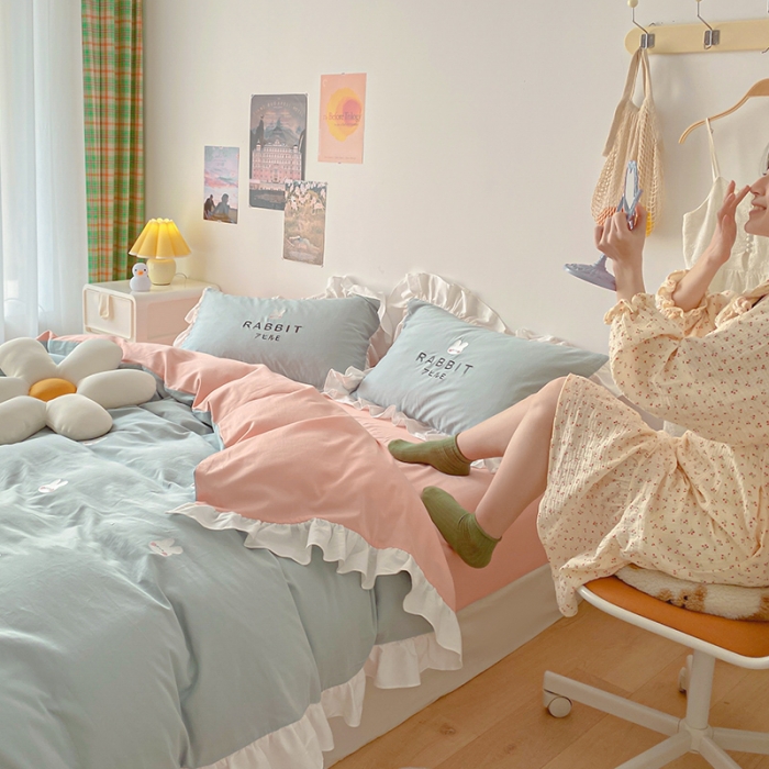 91家纺网 家纺一手货源 找家纺 蓝巢2021新款全棉水洗棉刺绣四件套公主风系列夹心兔兔