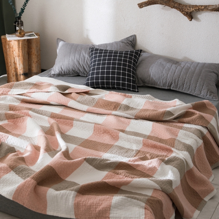 91家纺网 家纺一手货源 找家纺 朴尔2021新款全棉水洗棉四层纱布毛巾被 复古大格-豆沙