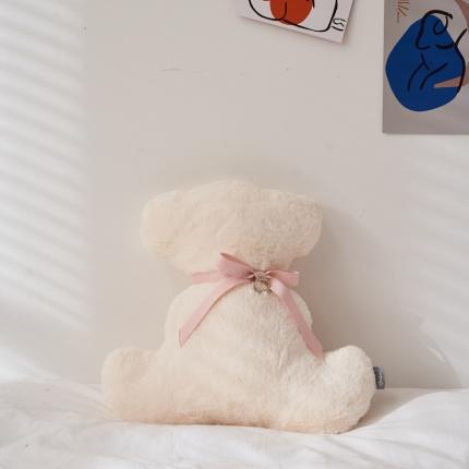 91家纺网 家纺一手货源 找家纺 希诺 2021新款可可熊抱枕 可可熊-白