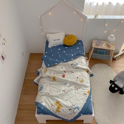 91家纺网 家纺一手货源 找家纺 莱福仕家坊 2021新款纯棉A类卡通夏被-小床 动物世界