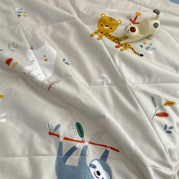91家纺网 家纺一手货源 找家纺 莱福仕家坊 2021新款纯棉A类卡通夏被-小床 动物世界