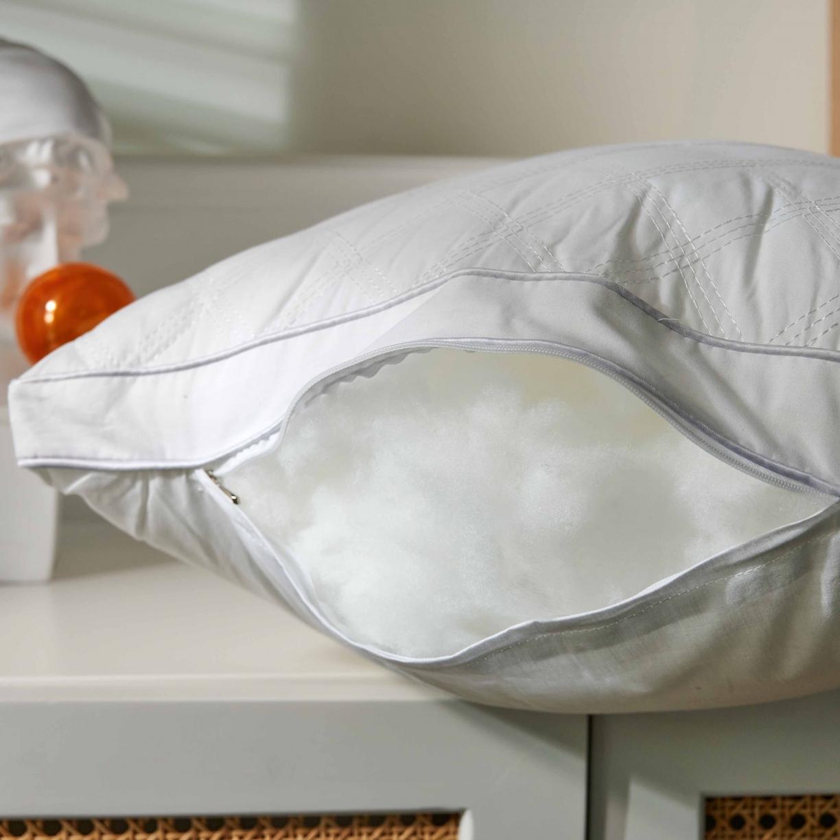 91家纺网 家纺一手货源 找家纺 赛格时代家居 枕头全棉立体绗缝酒店枕芯