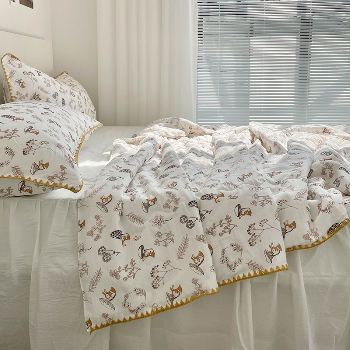 91家纺网 家纺一手货源 找家纺 洋铭区 2021新款双层纱夏被 蘑菇森林