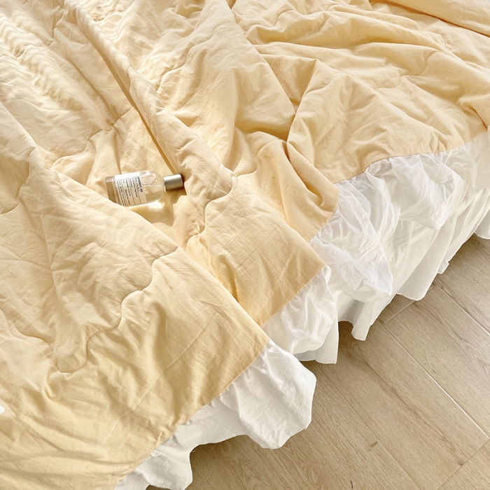 91家纺网 家纺一手货源 找家纺 洋铭区 2021新款甜蜜水洗棉夏被 蜜黄