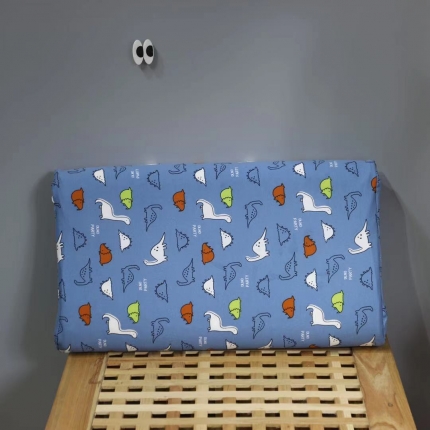 91家纺网 家纺一手货源 找家纺 2021年新款泰国天然儿童乳胶枕 学生乳胶枕头含枕套