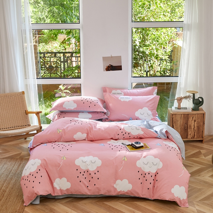 91家纺网 家纺一手货源 找家纺 星期三 2021新款卡通系列全棉13372四件套（加老板微信有会员价） 云朵心间