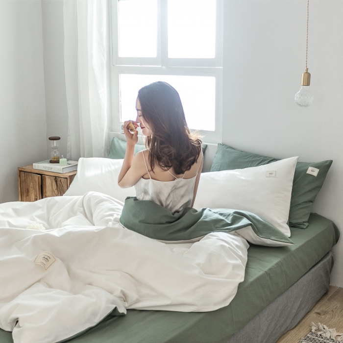 91家纺网 家纺一手货源 找家纺 雅居纺 2022新款全棉水洗棉四件套 白+墨子绿