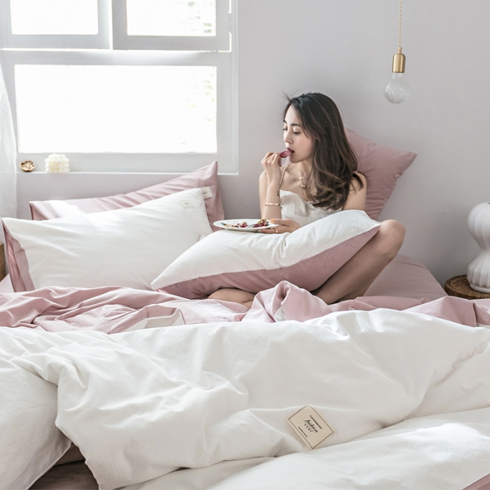 91家纺网 家纺一手货源 找家纺 雅居纺 2022新款全棉水洗棉四件套 白+绅士红