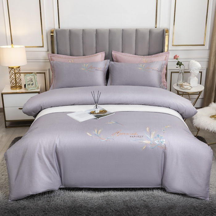 91家纺网 家纺一手货源 找家纺 U品汇 60s贡缎长绒棉刺绣全棉肌理纹绣花四件套麦穗-丁香紫