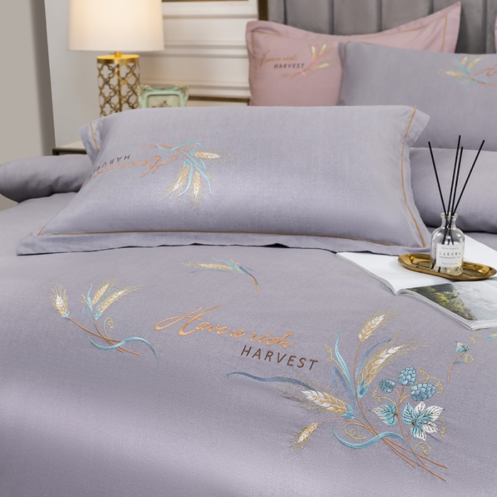 91家纺网 家纺一手货源 找家纺 U品汇 60s贡缎长绒棉刺绣全棉肌理纹绣花四件套麦穗-丁香紫