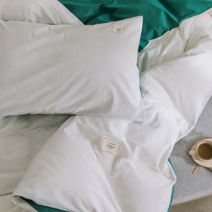 91家纺网 家纺一手货源 找家纺 雅居纺 2022新款全棉水洗棉单枕套 白+翠绿一对