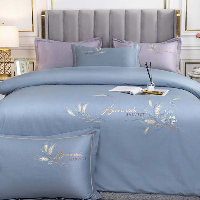 91家纺网 家纺一手货源 找家纺 U品汇 60s贡缎长绒棉刺绣全棉肌理纹绣花四件套麦穗-天空蓝