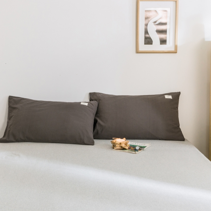 91家纺网 家纺一手货源 找家纺 雅居纺 2022新款全棉水洗棉单枕套 低调灰一对
