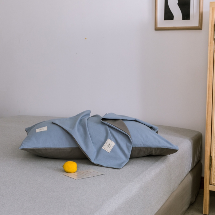 91家纺网 家纺一手货源 找家纺 雅居纺 2022新款全棉水洗棉单枕套 清雅蓝+绅士灰一对