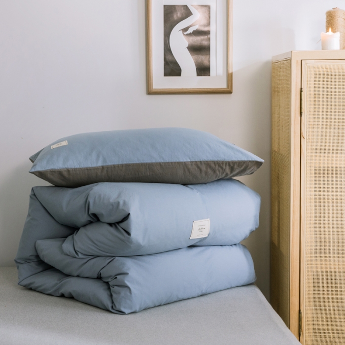 91家纺网 家纺一手货源 找家纺 雅居纺 2022新款全棉水洗棉单枕套 清雅蓝+绅士灰一对