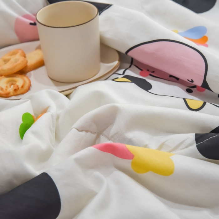 91家纺网 家纺一手货源 找家纺 仟网汇 2021新款全棉夏被四件套 奶牛