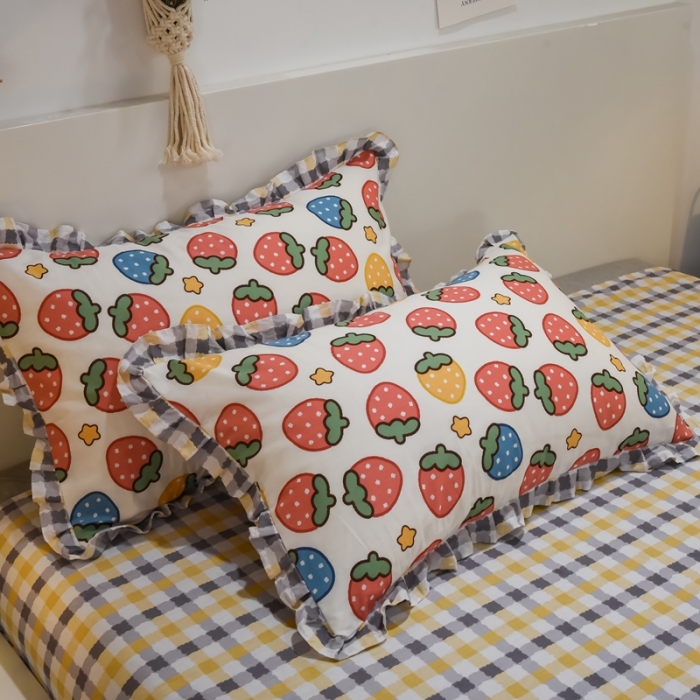 91家纺网 家纺一手货源 找家纺 仟网汇 2021新款全棉夏被四件套 清新小草莓