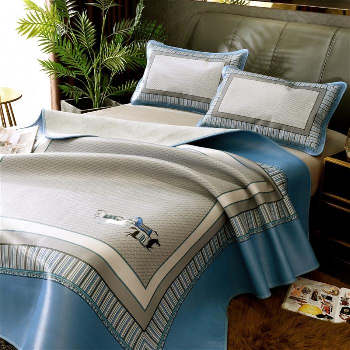 91家纺网 家纺一手货源 找家纺 彩绘头层牛皮凉席 -策马奔腾--蓝