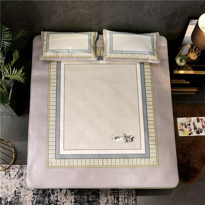 91家纺网 家纺一手货源 找家纺 彩绘头层牛皮凉席 -策马奔腾-灰