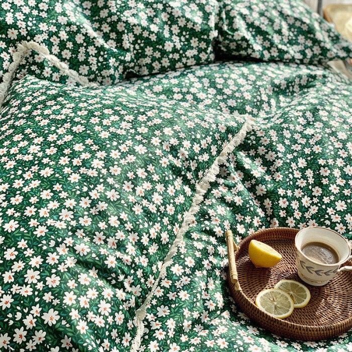 91家纺网 家纺一手货源 找家纺 澳萝拉 新款13372春夏全棉法式蕾丝花边碎花四件套 邂逅