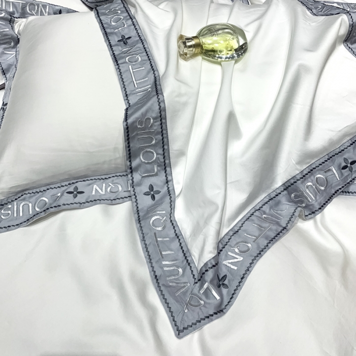 91家纺网 家纺一手货源 找家纺 青竹苑2021新款轻奢风60S长绒棉四件套贵族白加灰