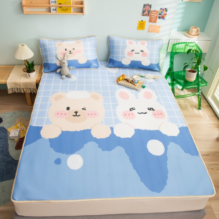 91家纺网 家纺一手货源 找家纺 塔塔 2025新款凉感丝大版印花软席凉席三件套 兔兔熊