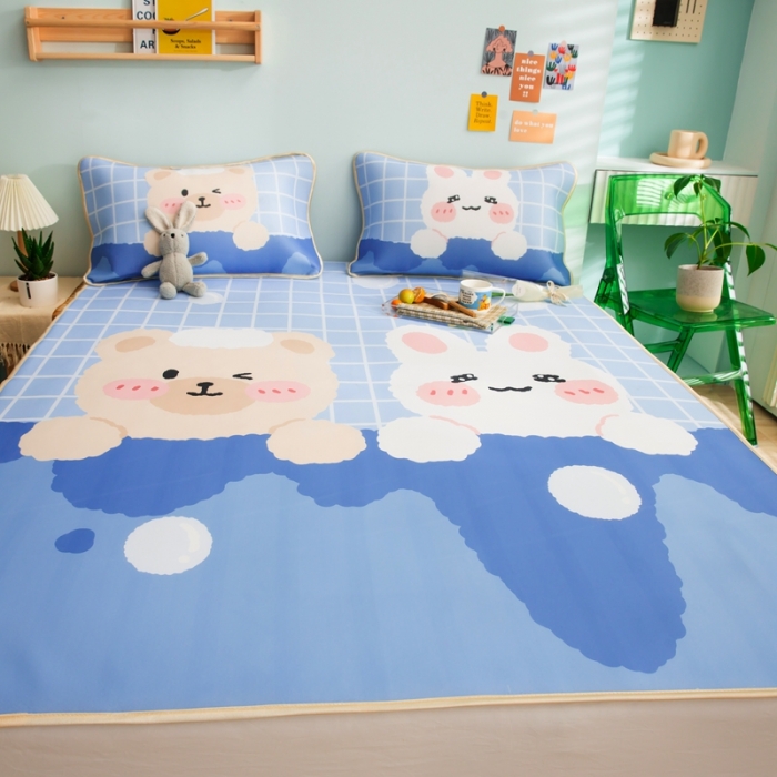 91家纺网 家纺一手货源 找家纺 塔塔 2025新款凉感丝大版印花软席凉席三件套 兔兔熊