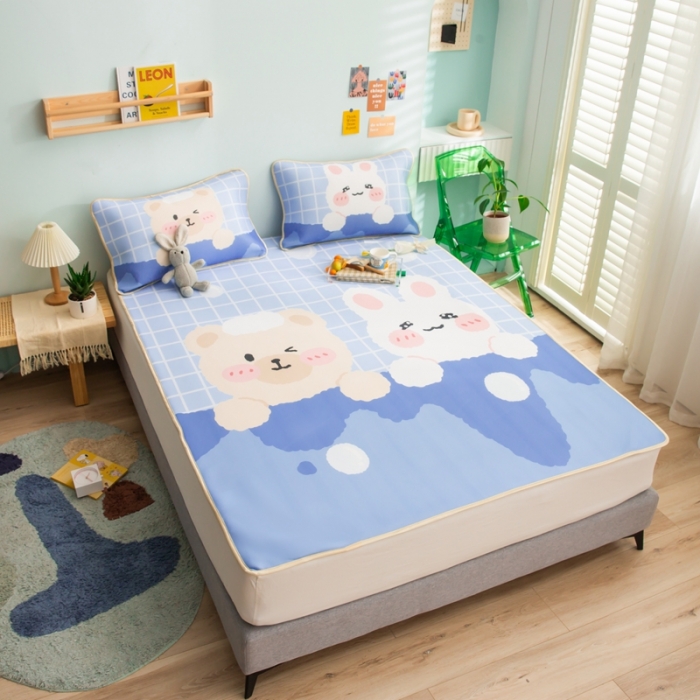 91家纺网 家纺一手货源 找家纺 塔塔 2025新款凉感丝大版印花软席凉席三件套 兔兔熊