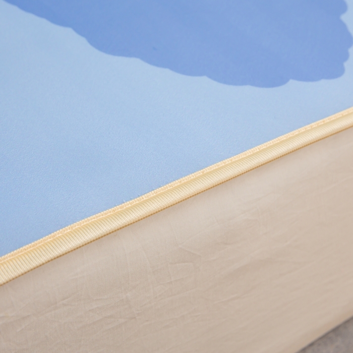 91家纺网 家纺一手货源 找家纺 塔塔 2025新款凉感丝大版印花软席凉席三件套 兔兔熊