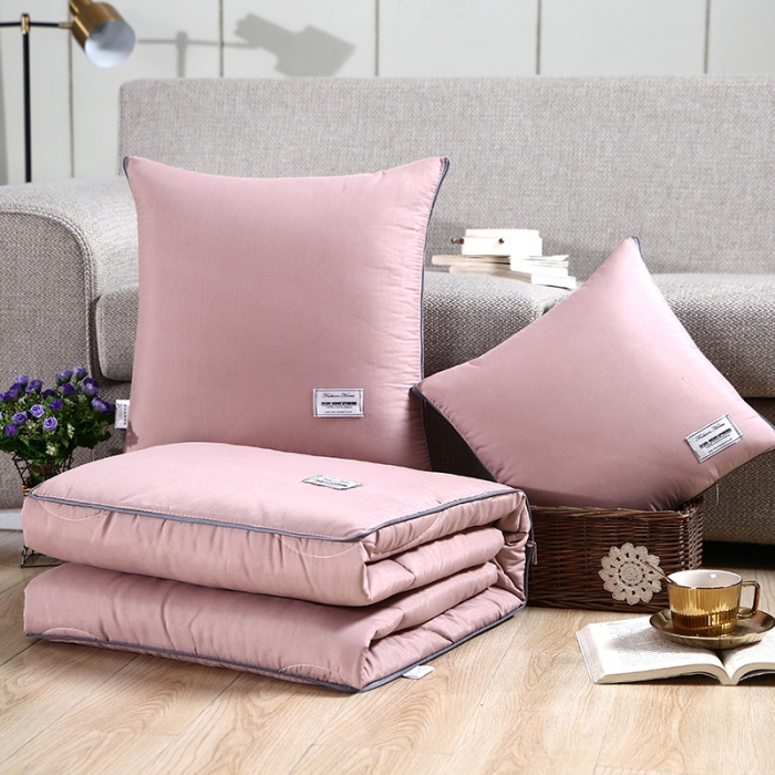 91家纺网 家纺一手货源 找家纺 照世家纺 2021新款贴布绣多功能抱枕被粉色