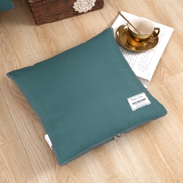 91家纺网 家纺一手货源 找家纺 照世家纺 2021新款贴布绣多功能抱枕被墨绿