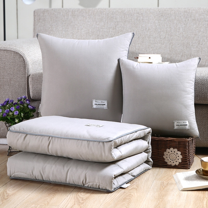 91家纺网 家纺一手货源 找家纺 照世家纺 2021新款贴布绣多功能抱枕被浅灰