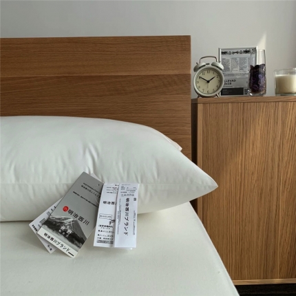 91家纺网 家纺一手货源 找家纺 明治西川 自由 枕头 枕芯 出口日本