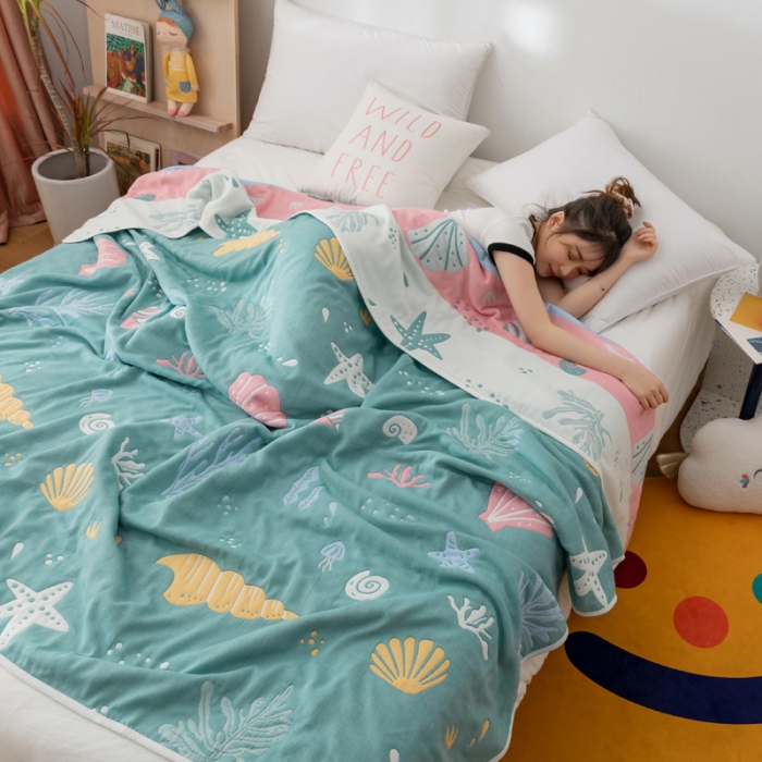 91家纺网 家纺一手货源 找家纺 朴尔家纺 2021新款卡漫风格全棉六层纱毛巾被 海底世界-绿