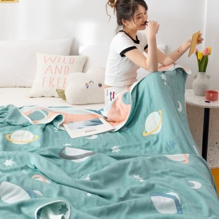 91家纺网 家纺一手货源 找家纺 朴尔家纺 2021新款卡漫风格全棉六层纱毛巾被 浩瀚宇宙-绿