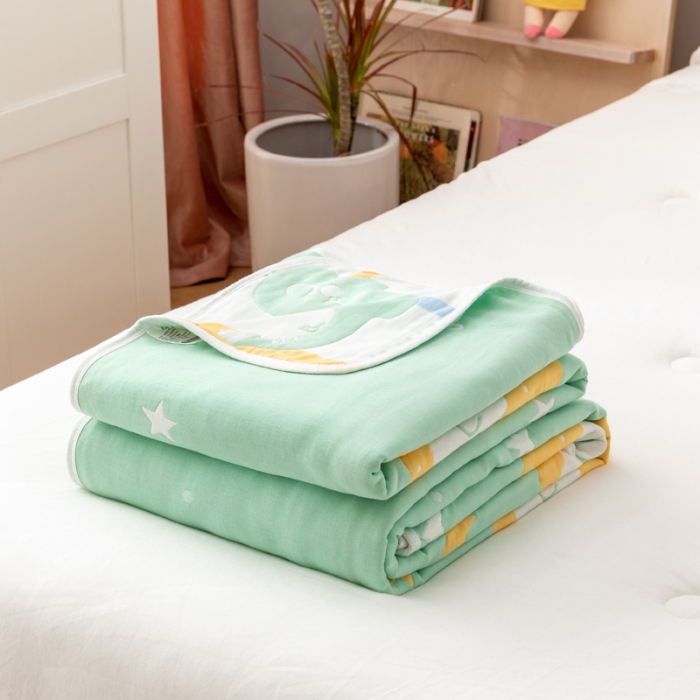 91家纺网 家纺一手货源 找家纺 朴尔家纺 2021新款卡漫风格全棉六层纱毛巾被 长鼻象-绿