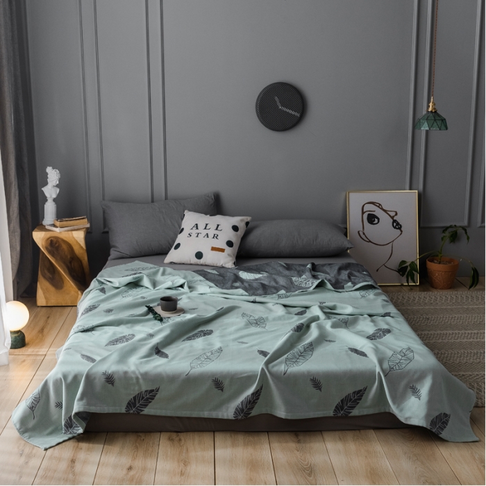 91家纺网 家纺一手货源 找家纺 朴尔家纺 新款主推特惠三层全棉纱布毛巾被 南极树叶-墨绿