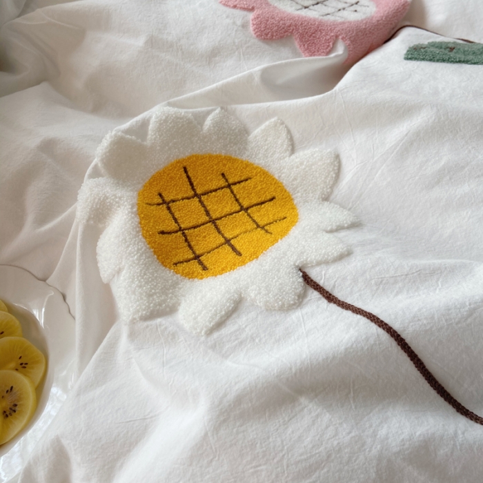 91家纺网 家纺一手货源 找家纺 淑女公社 2021新款全棉毛巾绣向日葵系列四件套 白色