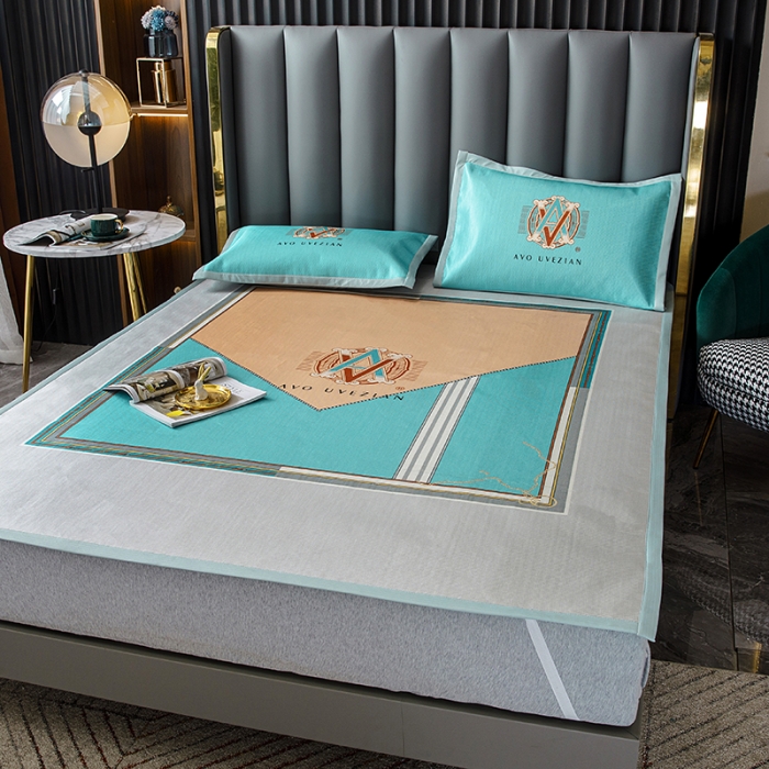 91家纺网 家纺一手货源 找家纺 小芽家居 2024新款冰丝斜纹提花凉席三件套 巴洛克